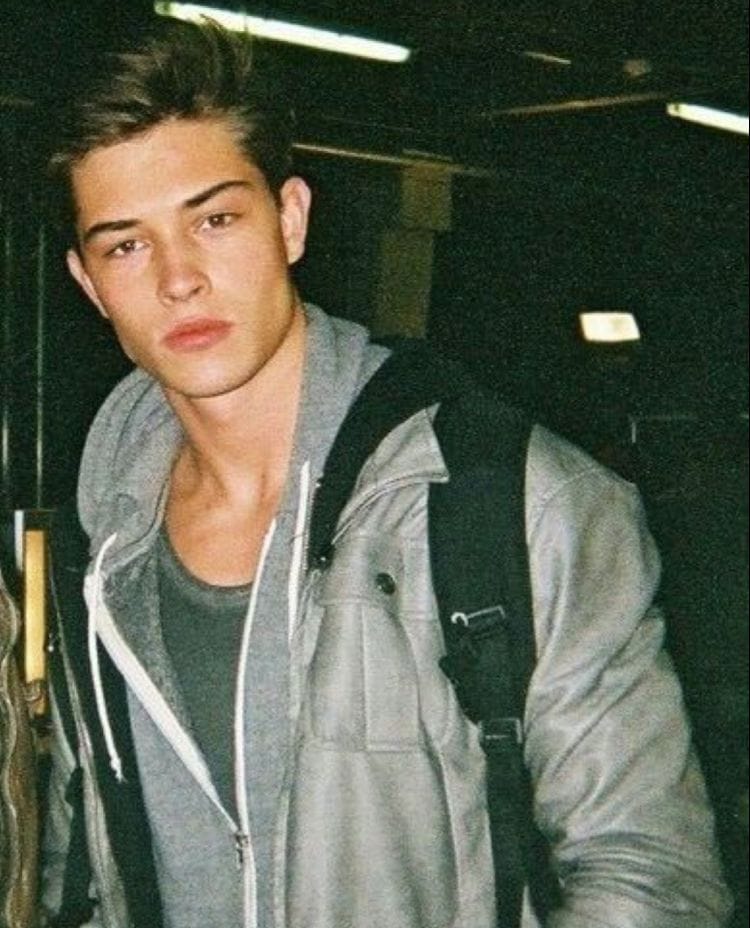 BC694D52 80F4 418C 9CBC 92604CCEE350