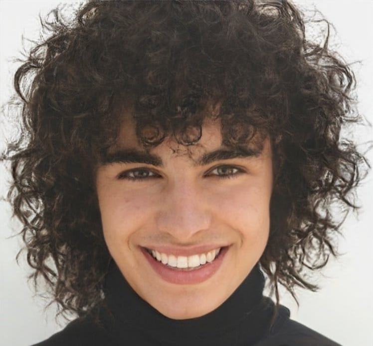 FaceApp 1629838513634