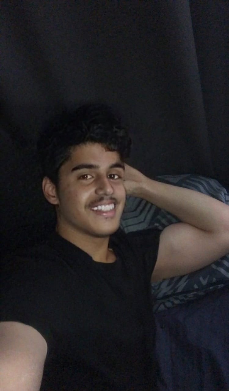 FaceApp 1629900192858