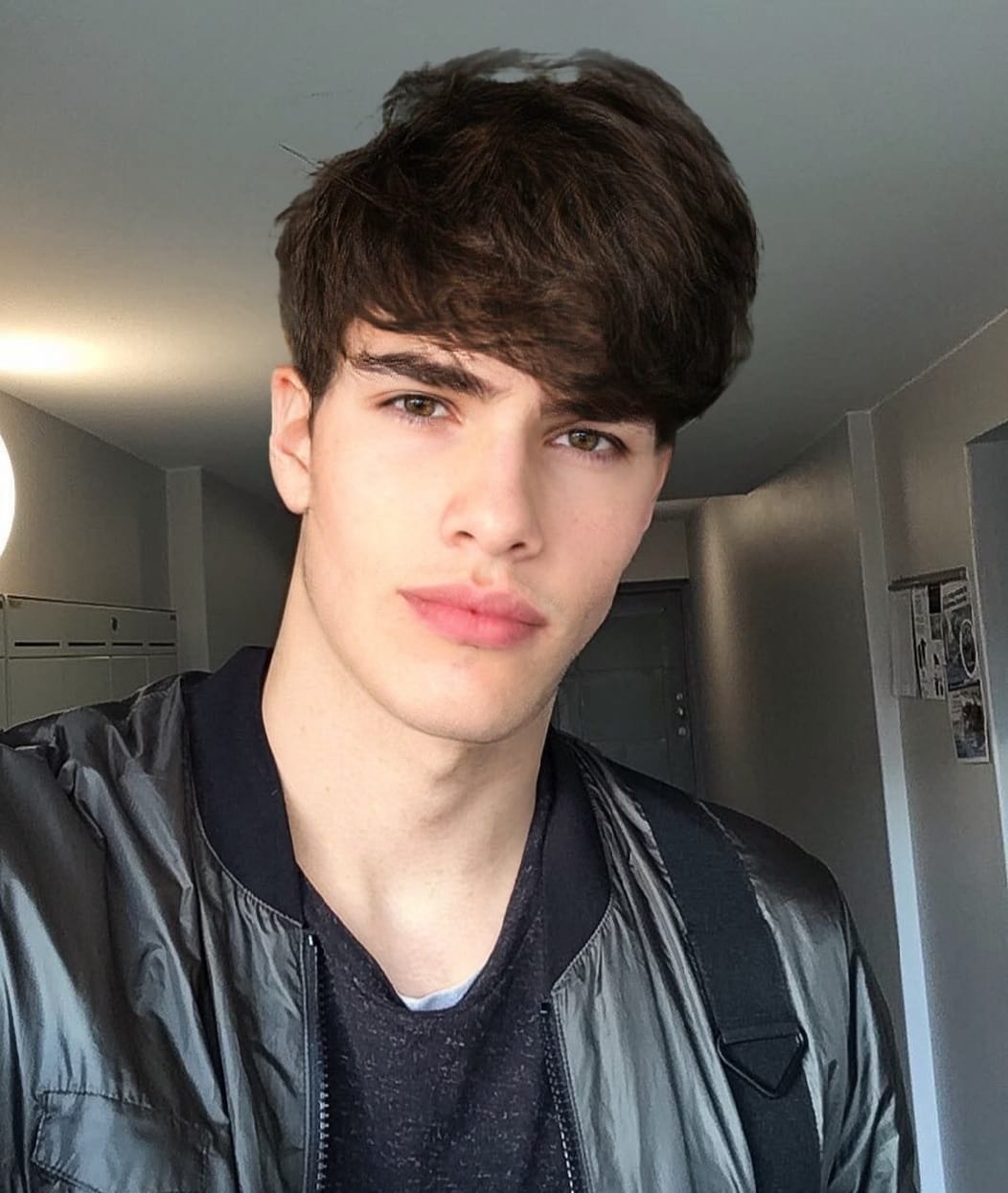 FaceApp 1629921727716