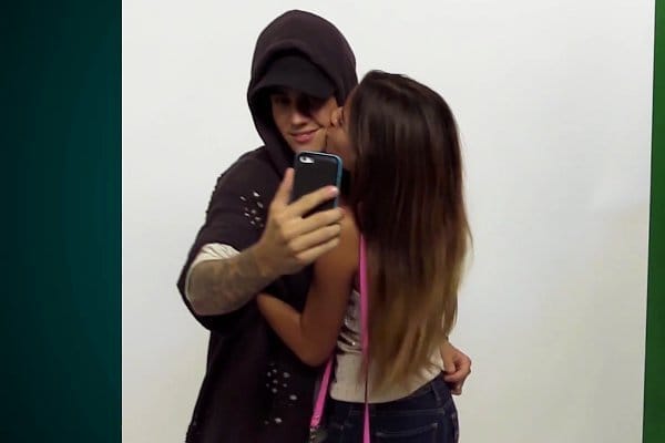 Justin bieber fan attempts to kiss his lips during surprise meet and greet