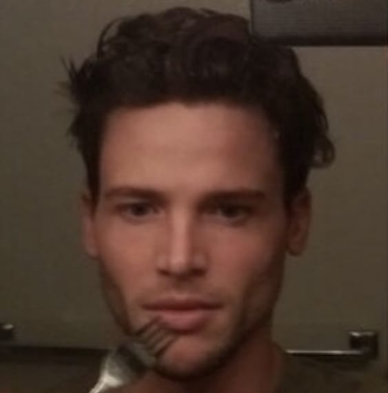 74C05F45 F949 4CE7 9A0F CCFC7CAAC572