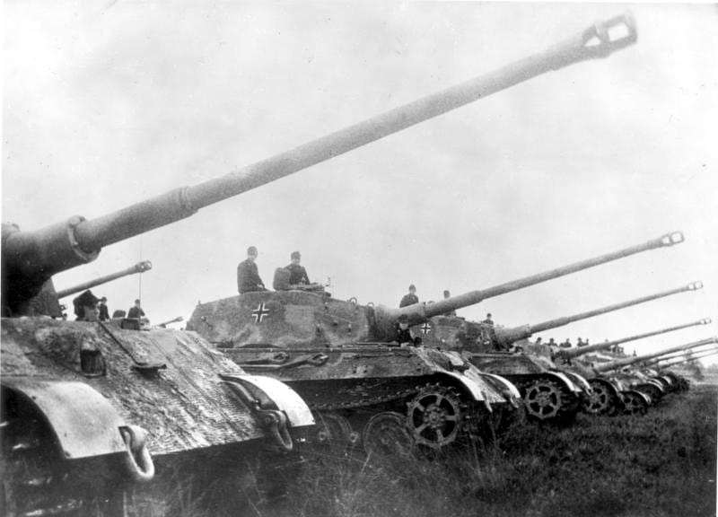 Bundesarchiv Bild 146 1975 102 14A Panzer VI Tiger II Knigstiger