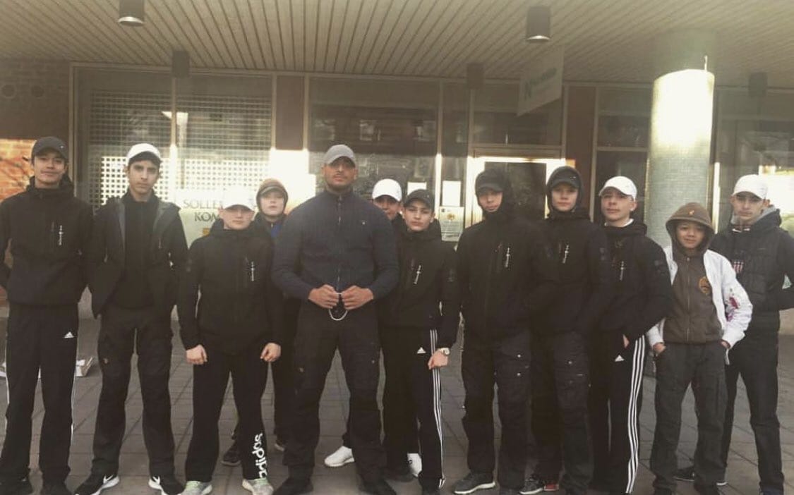 6784C0F2 5DB7 4EE1 BAC2 2EA25BAADE0D