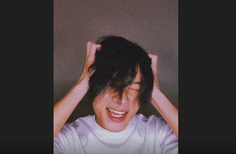 73AE9CF6 B94C 418F 9FEB C11F198E12C4
