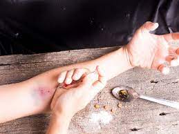 Spotting Signs of Heroin Addiction Could Save a Life - The Ranch TN