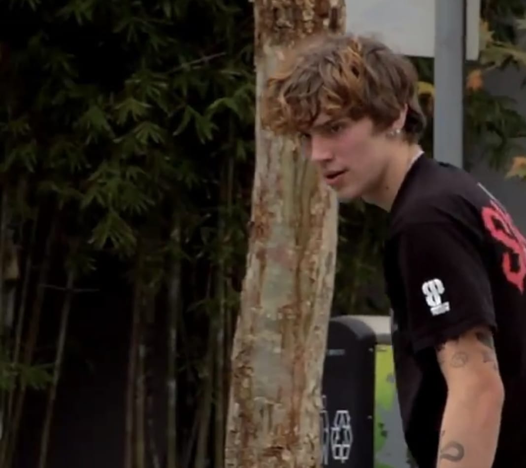 3E9F34BB CDA7 4222 B05C F6BF12F1CB6D