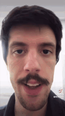 1631802648374