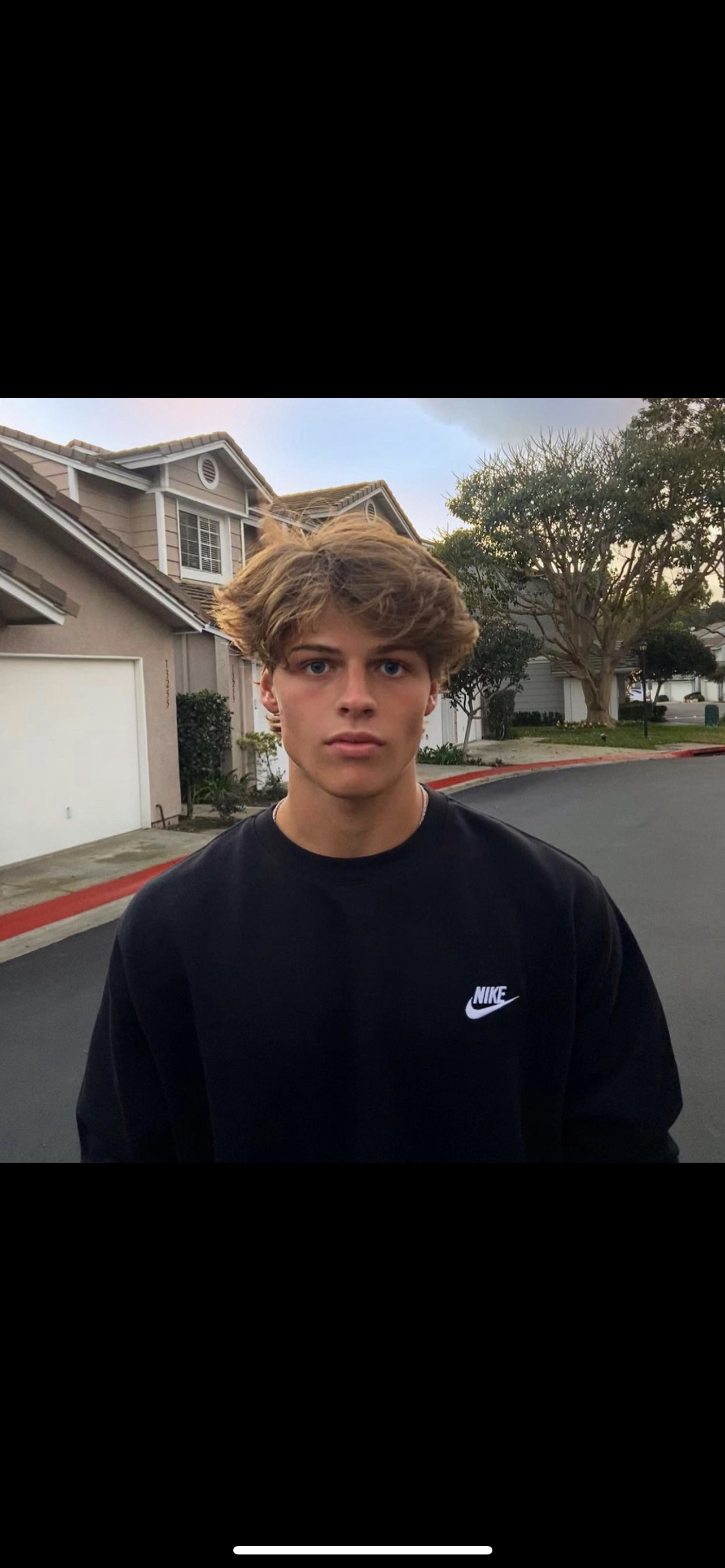 9916872C 63F0 4F16 BED5 412B98B8CBFA