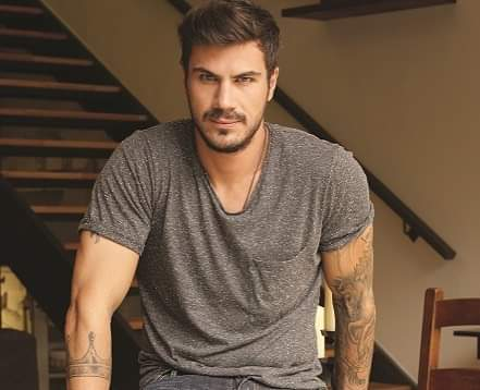 1632189349390