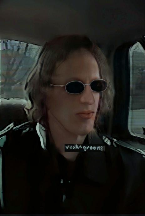 302213