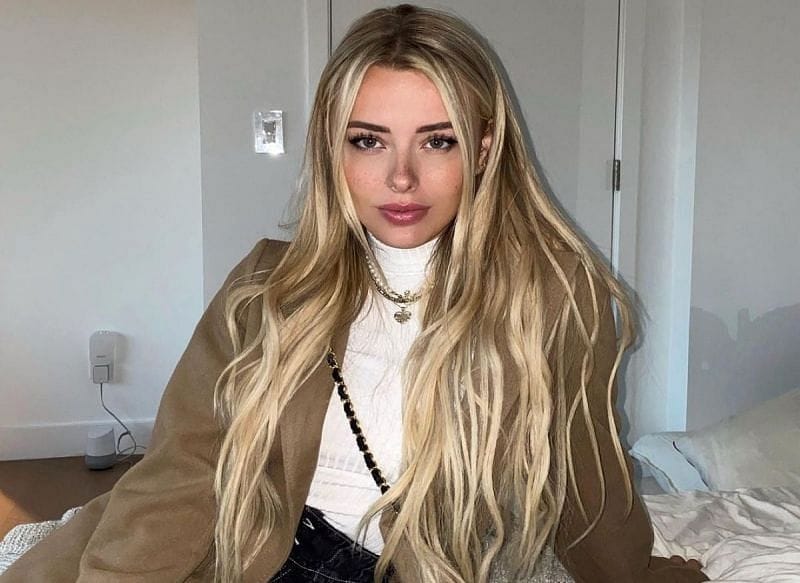 Corinna9