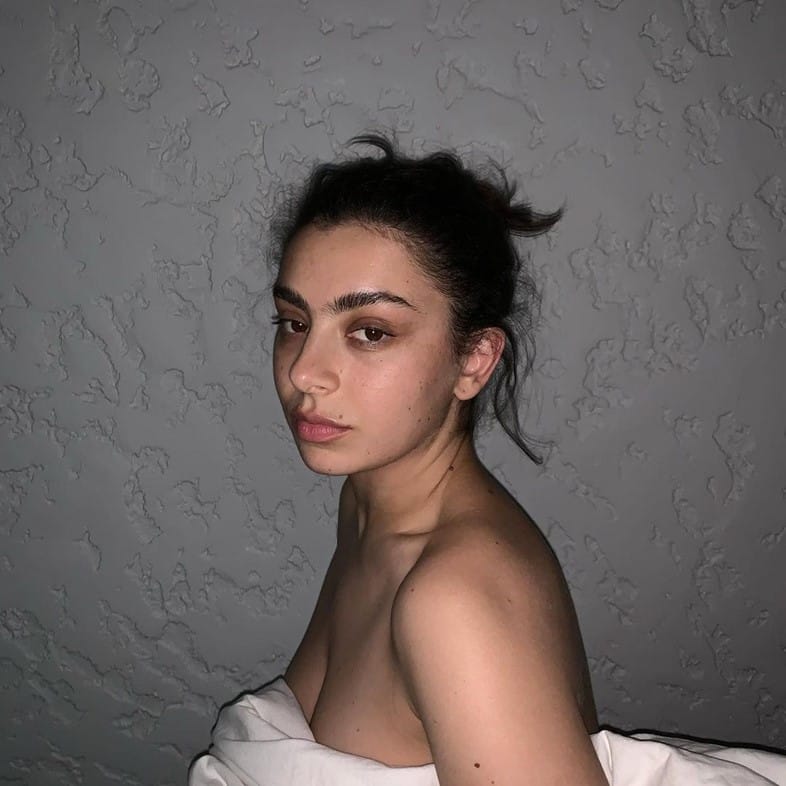 1302826
