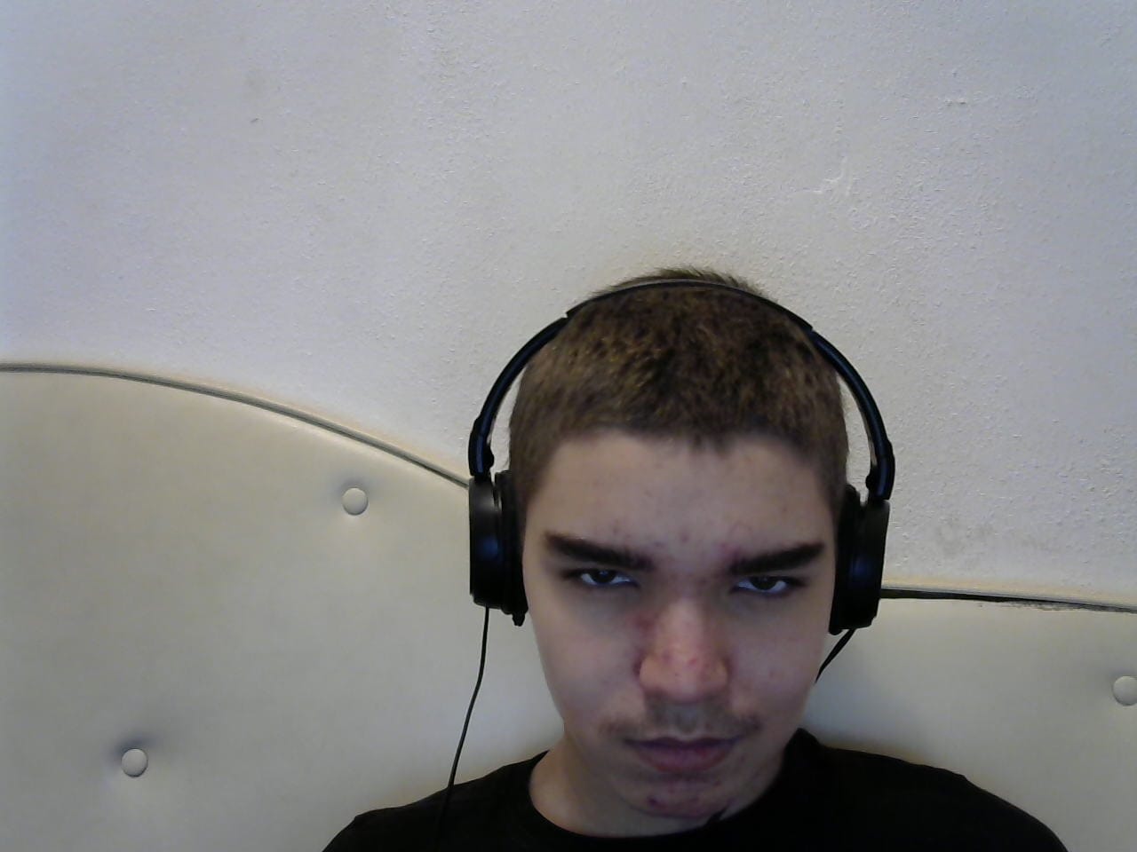 WIN 20211018 07 06 57 Pro