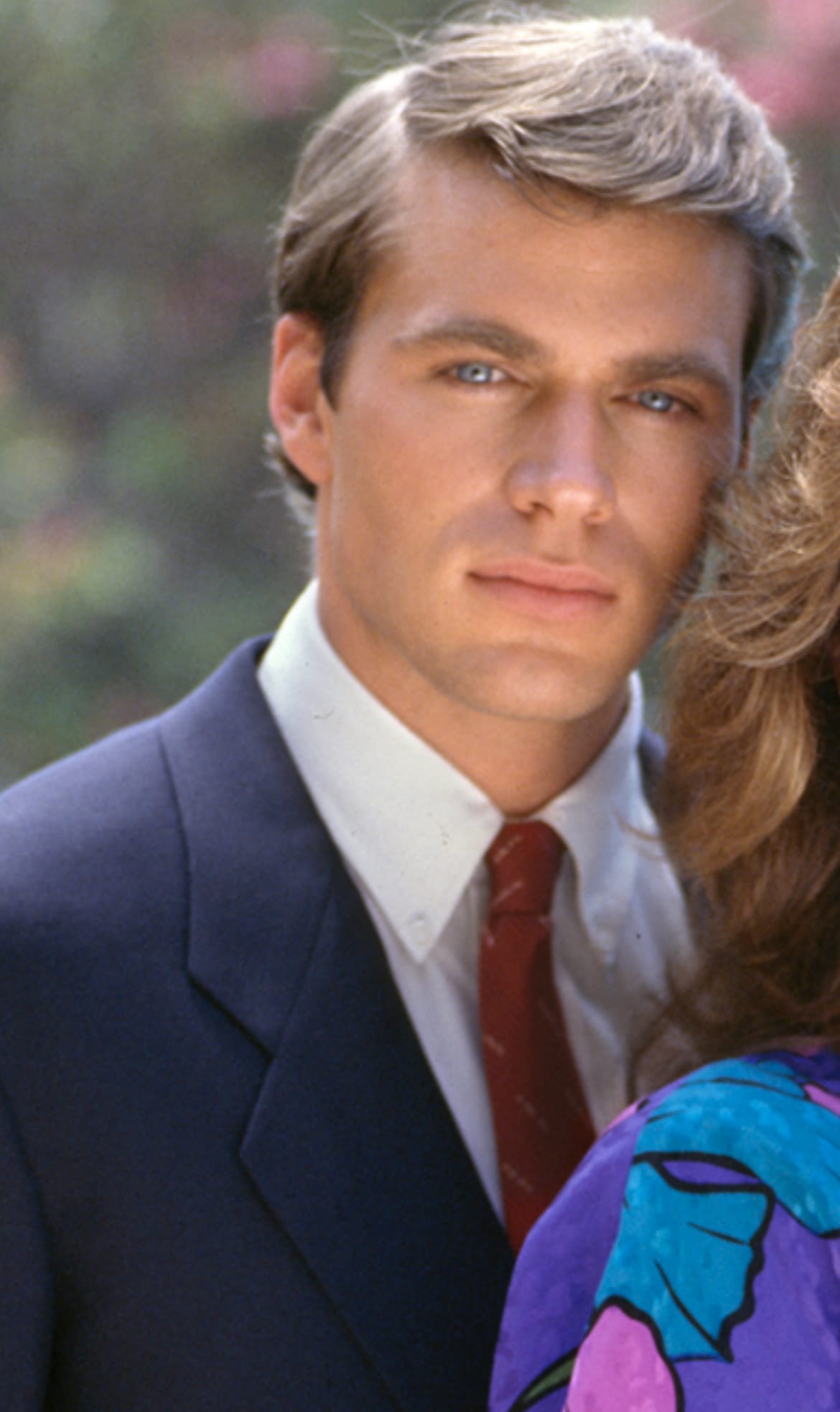 D6A24160 E841 4CFE 8832 A4F39A580190