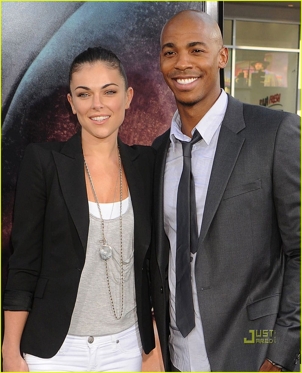 Mehcad brooks serinda swan girlfriend 09