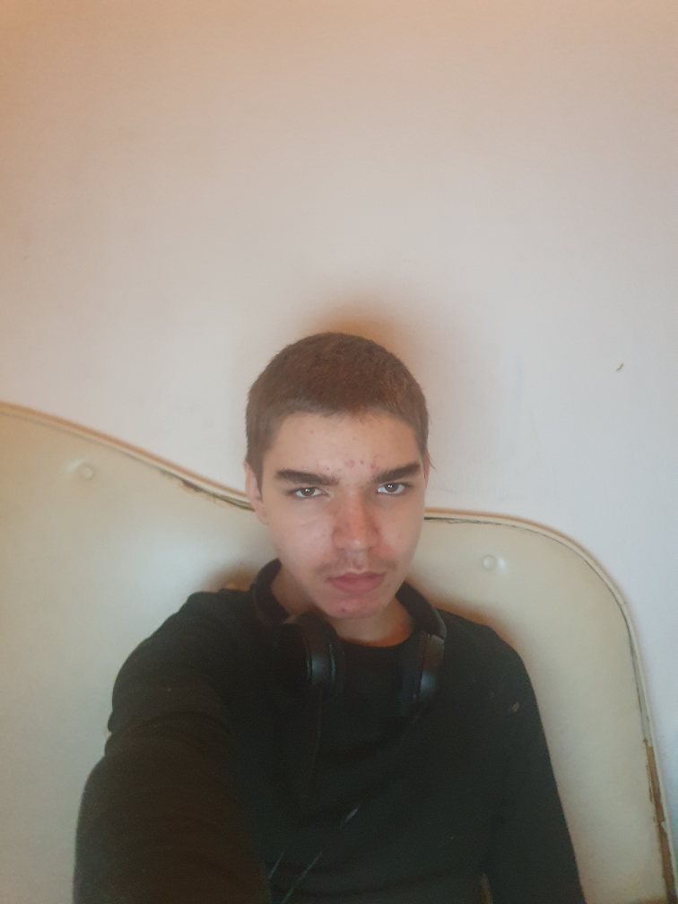 1635389856388