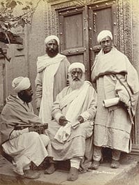 200px KashmirPundit1895BritishLibrary