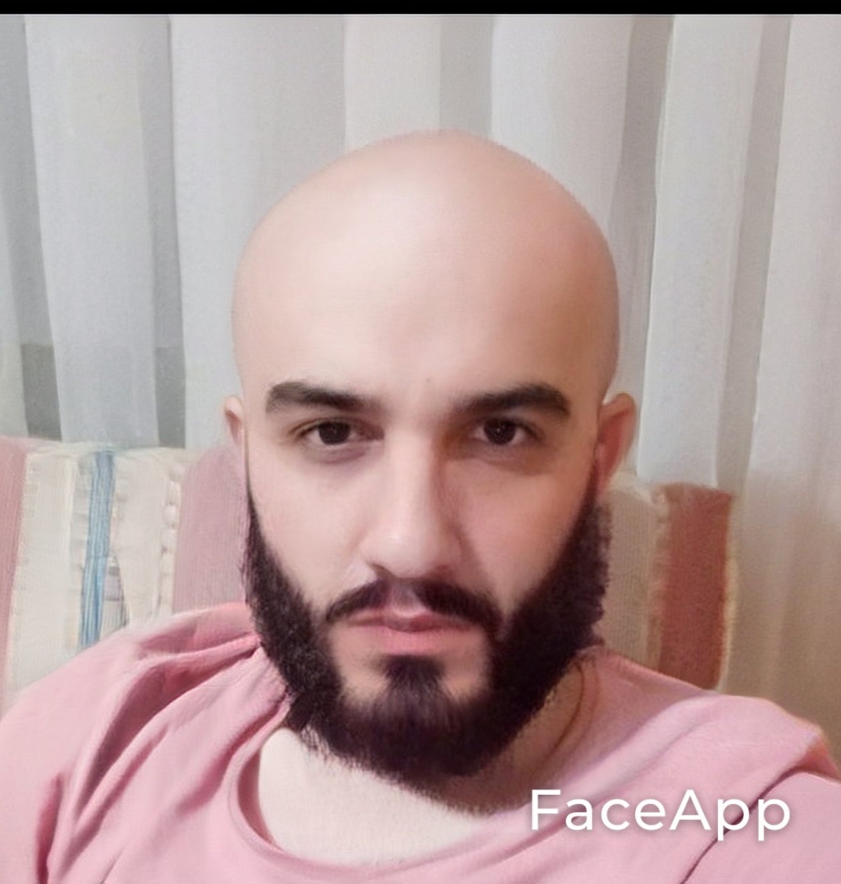 FaceApp 1637166204960