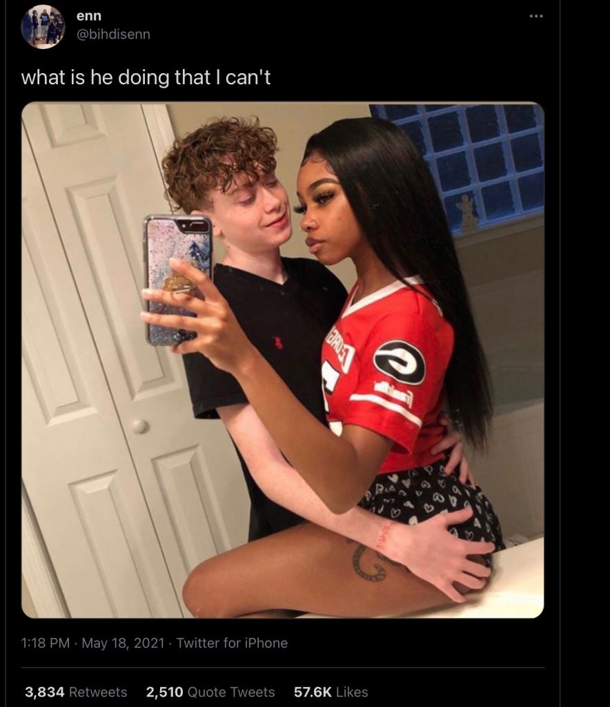 1621710827578
