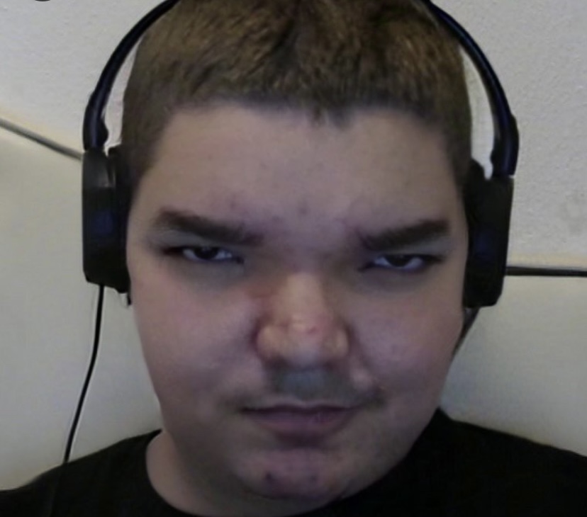 C418339F 2137 4D3A A262 4294F731F28A
