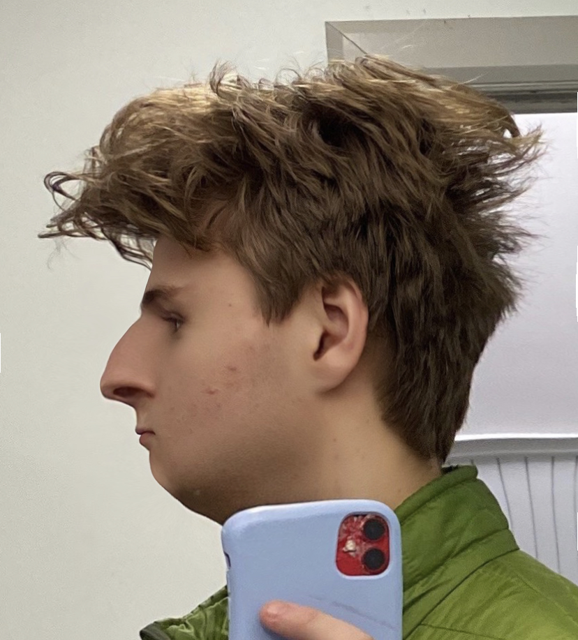 1637463621639