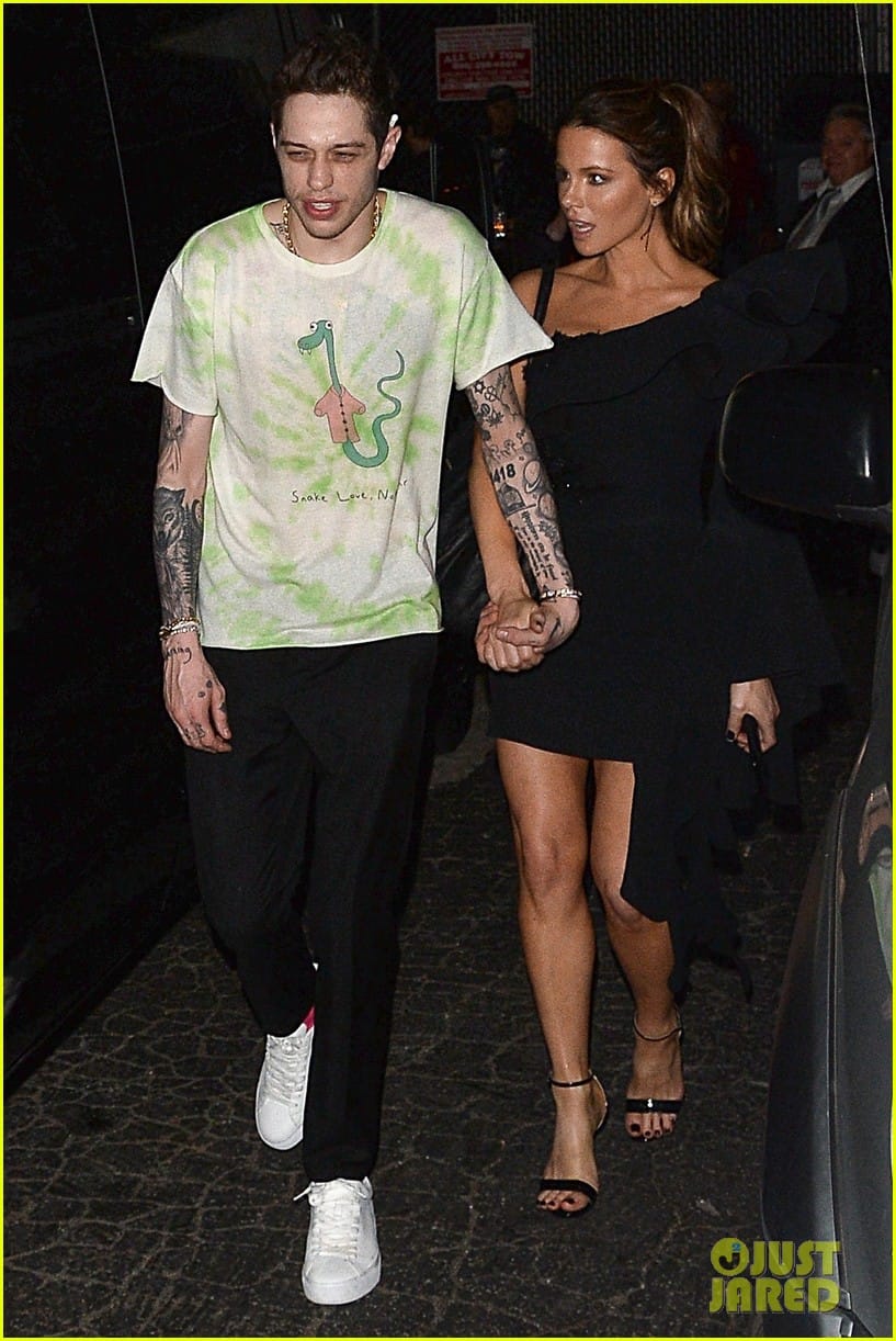 Kate beckinsale pete davidson hold hands 09
