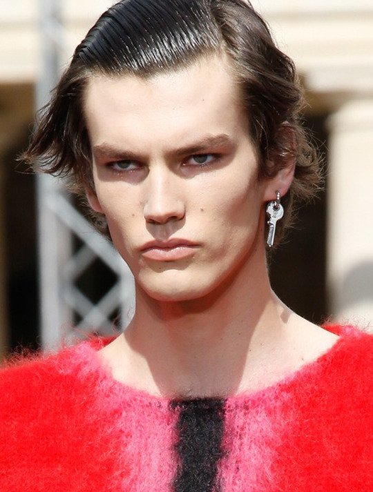 LiveLeak dot com ClqYXsFWAAAbz72 1586986656