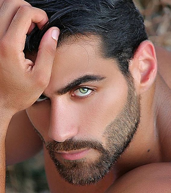 Tumblr nx0p3aEtM61qilz24o1 640