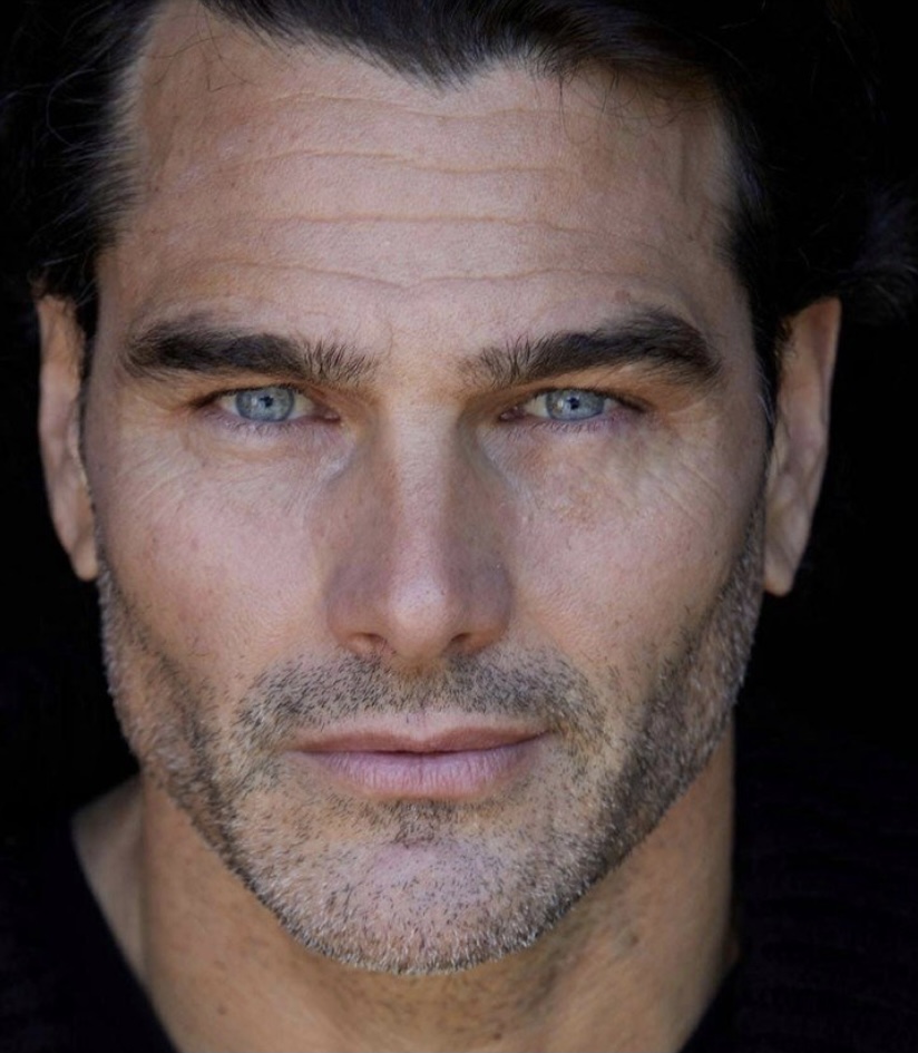 EE3A8699 0790 4871 A5AF C802366F300A