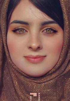 78ec362c1e51cb3ed1604591b44fcb96  faces makeup samples