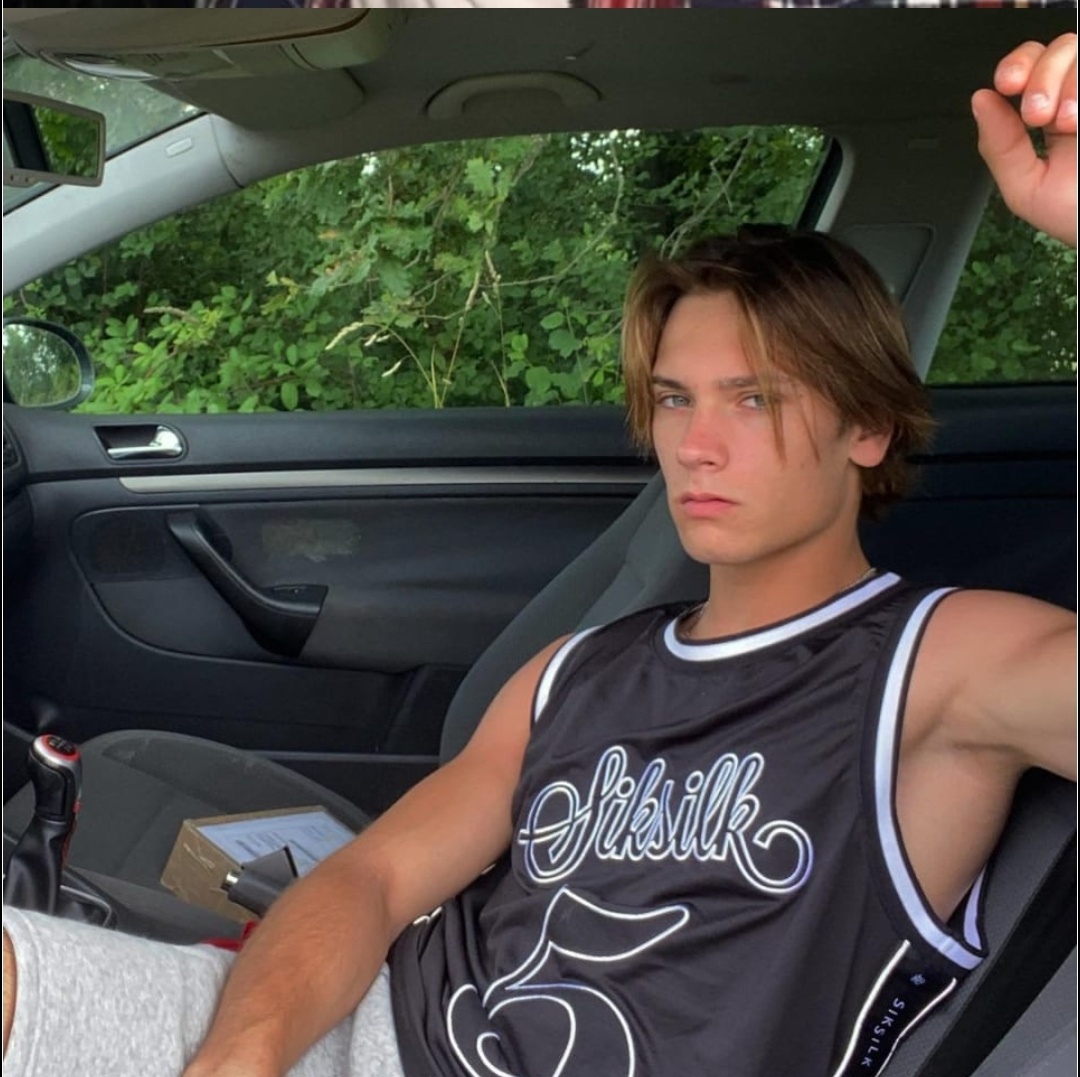 Screenshot 20211130 010724  01