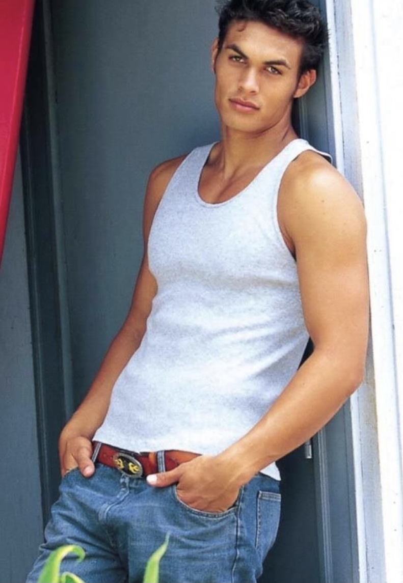 4BC7396D B267 49E9 AAA4 8FFF39F22CF8