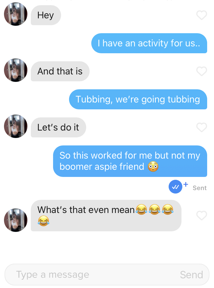 B7FAF8E9 EE7E 4C0F BFEF 7DEDC77CEFB8