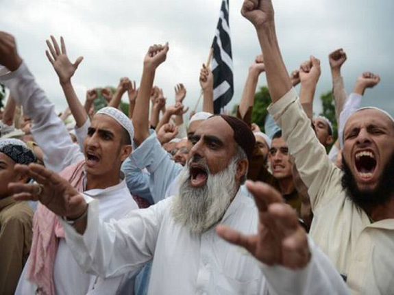 Angry muslim mob rally