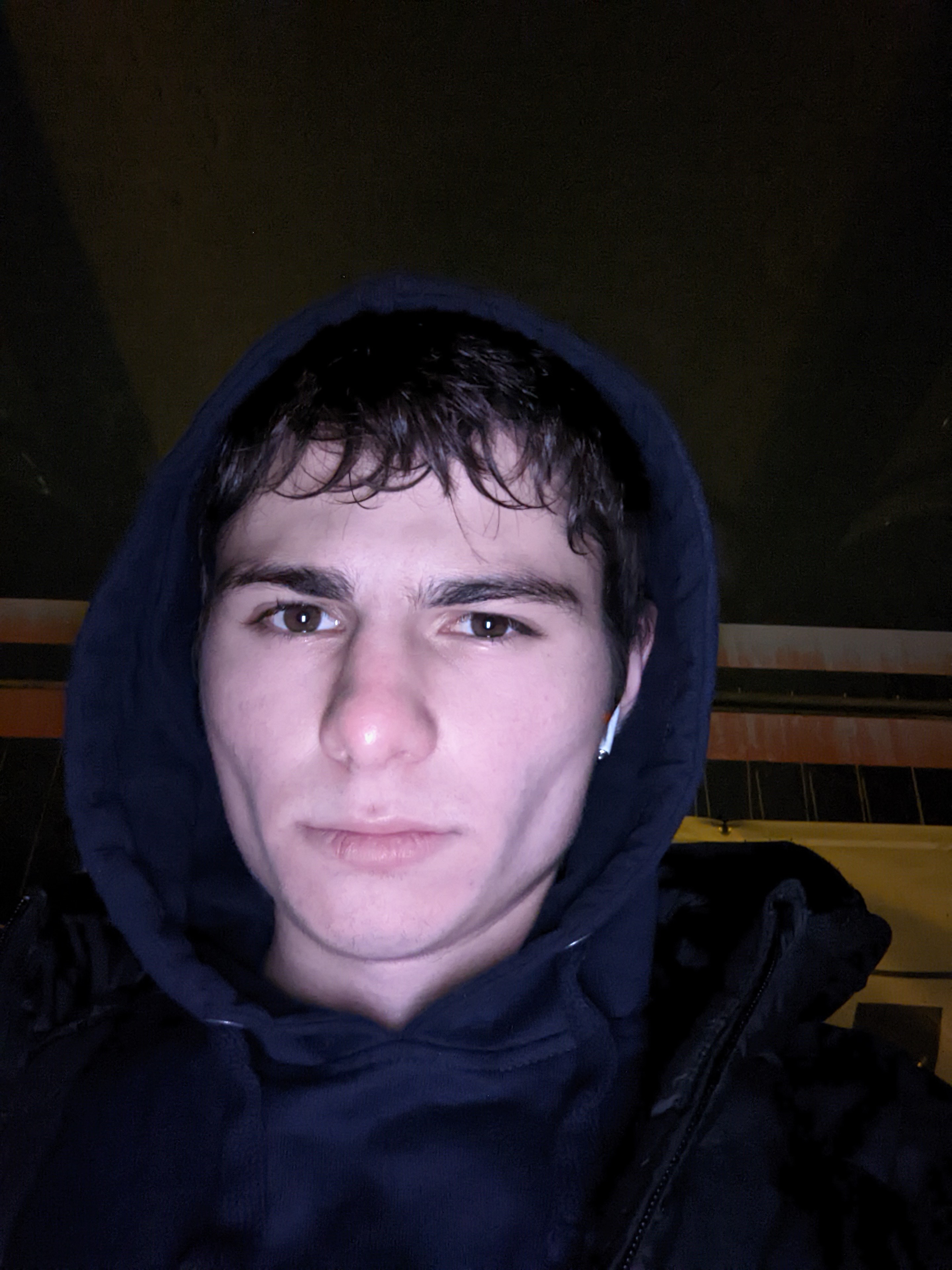 PXL 20211207 163835617