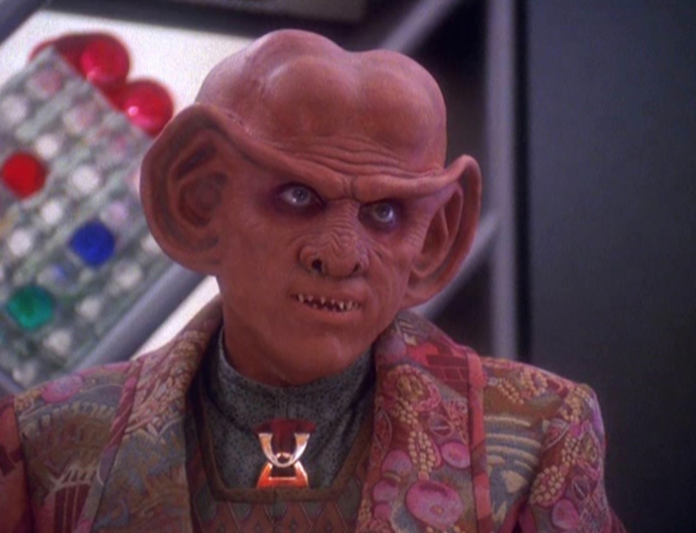Quark ferengi deep space nine ds9