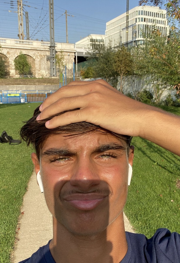 E812F8FE 0A6D 4D76 8086 2353CB20D076