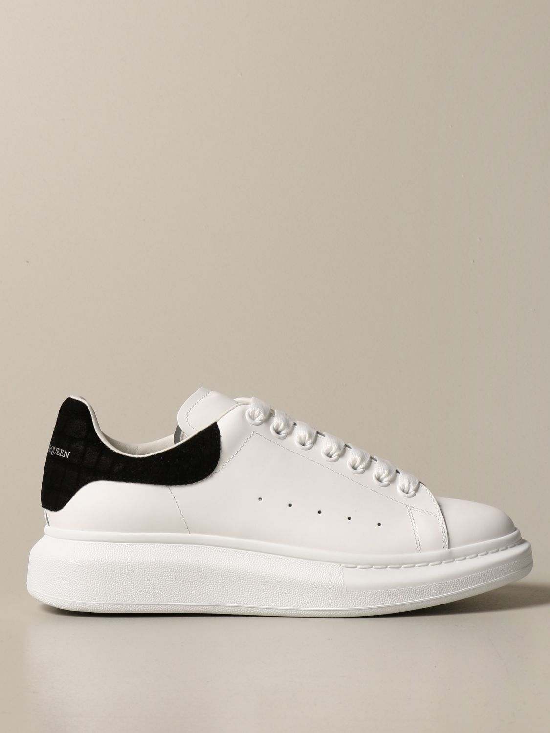 B0173E79 9370 4D3A 88D9 EA3925F290AF