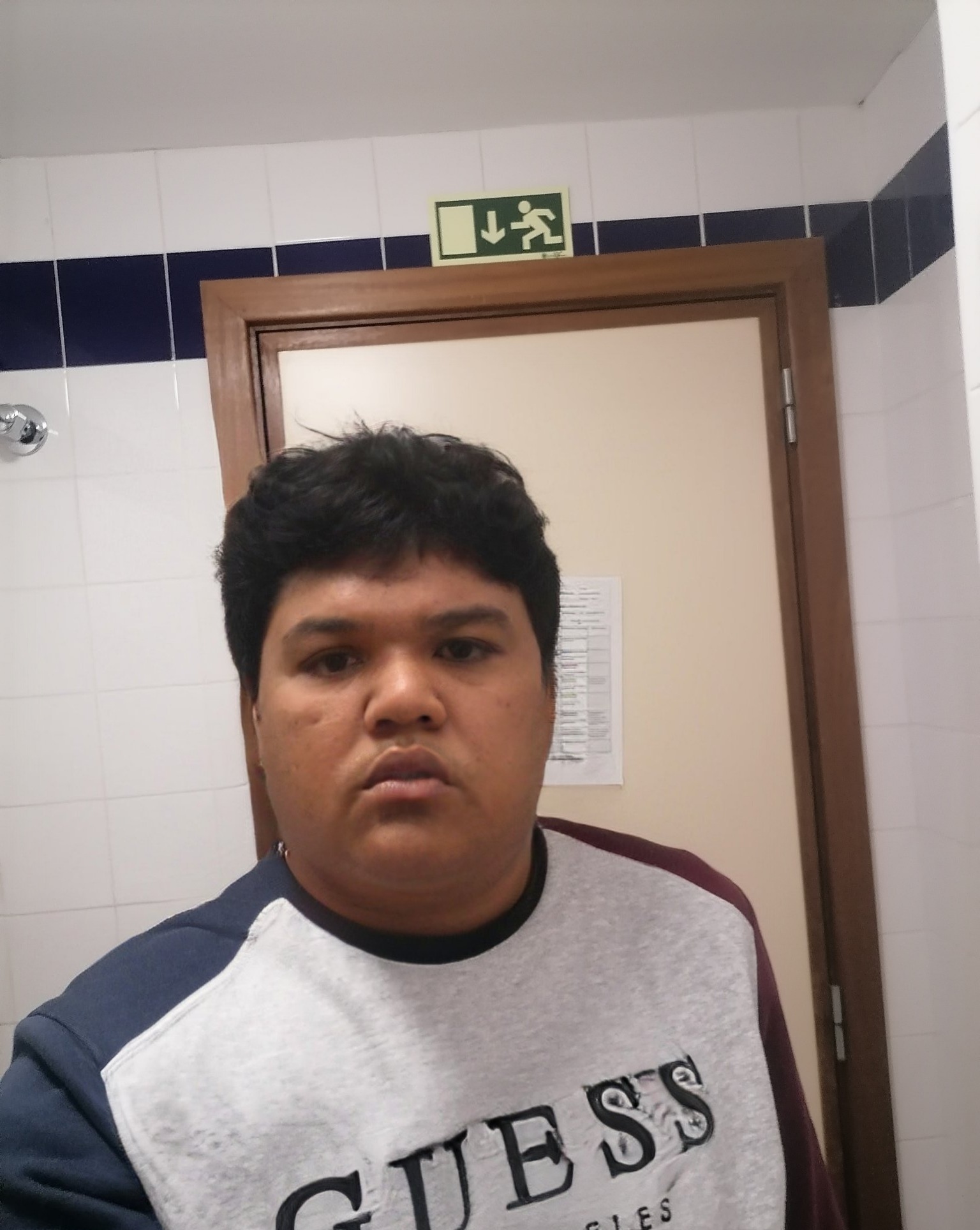 FaceApp 1639612092093