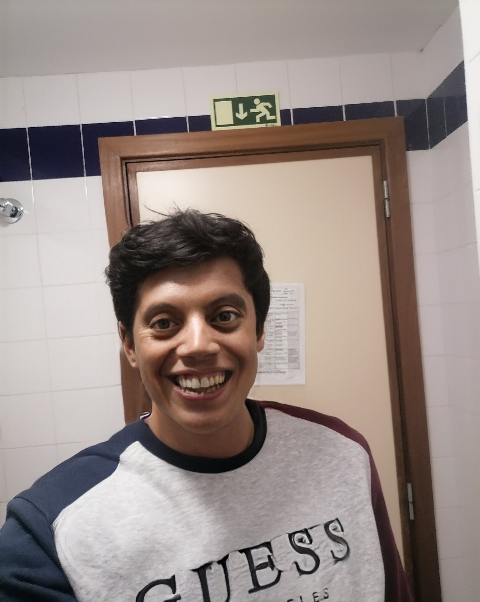 FaceApp 1639612152225