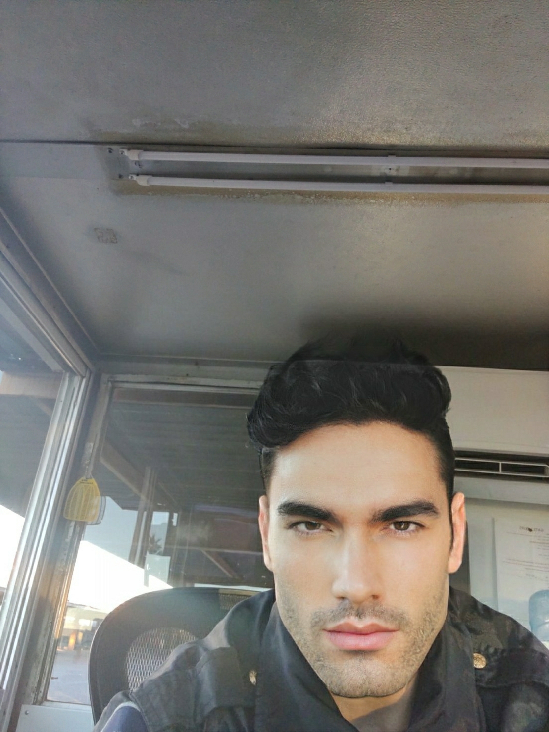 65982E35 3235 4DBF B3BE 8C0E8ACB9C32