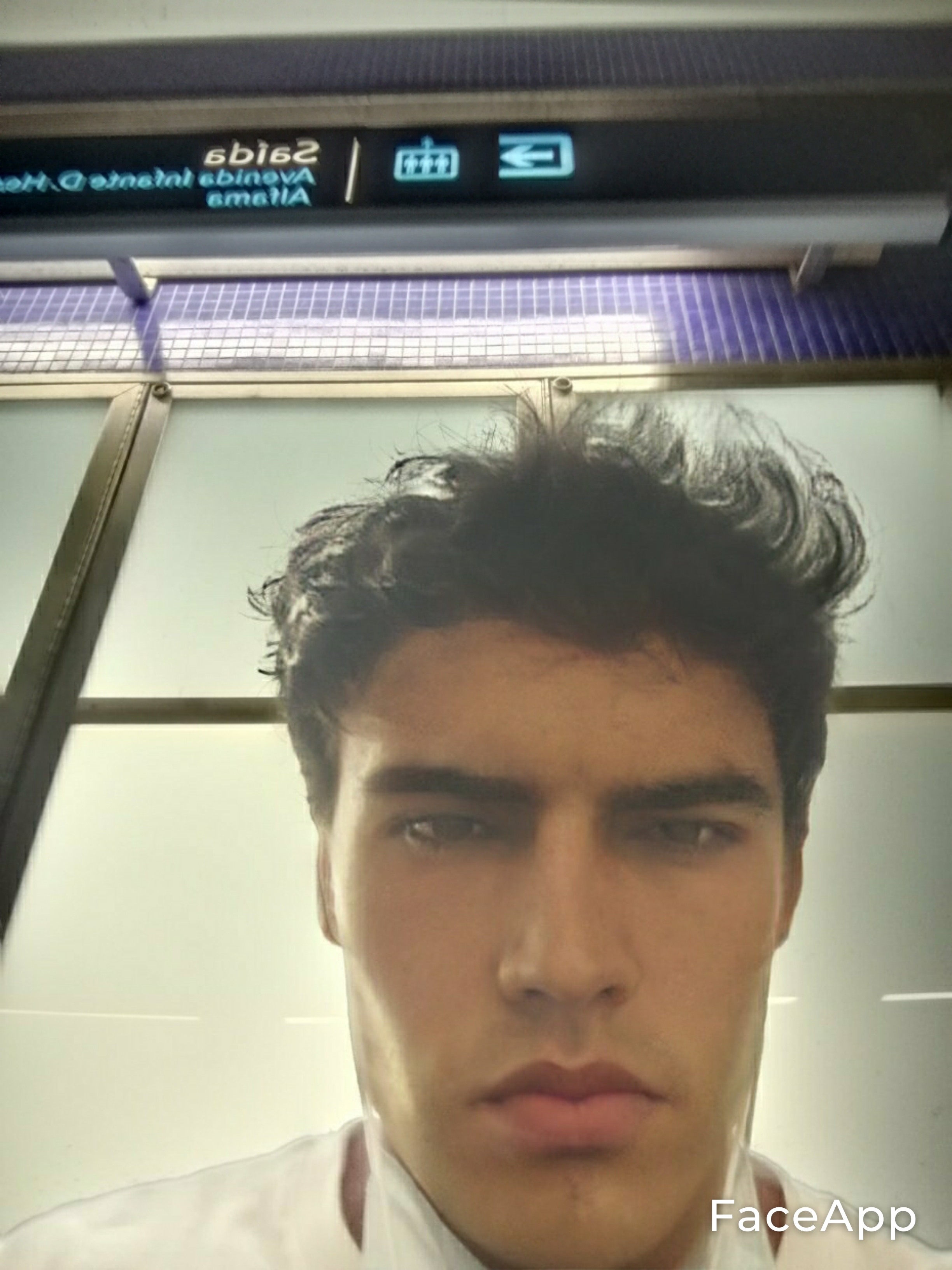 FaceApp 1640127127129