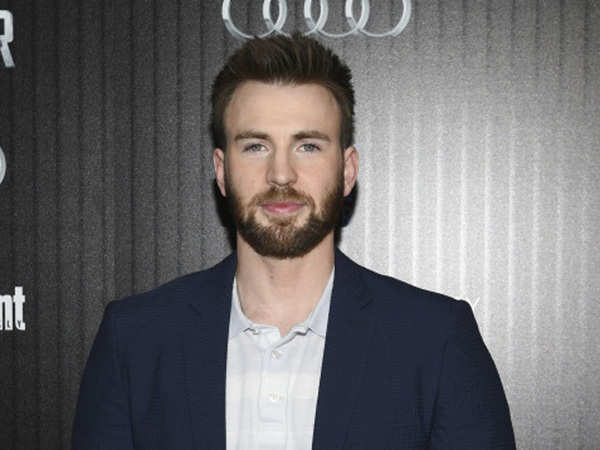 Chris evans shares emotional post as he signs out of captain america