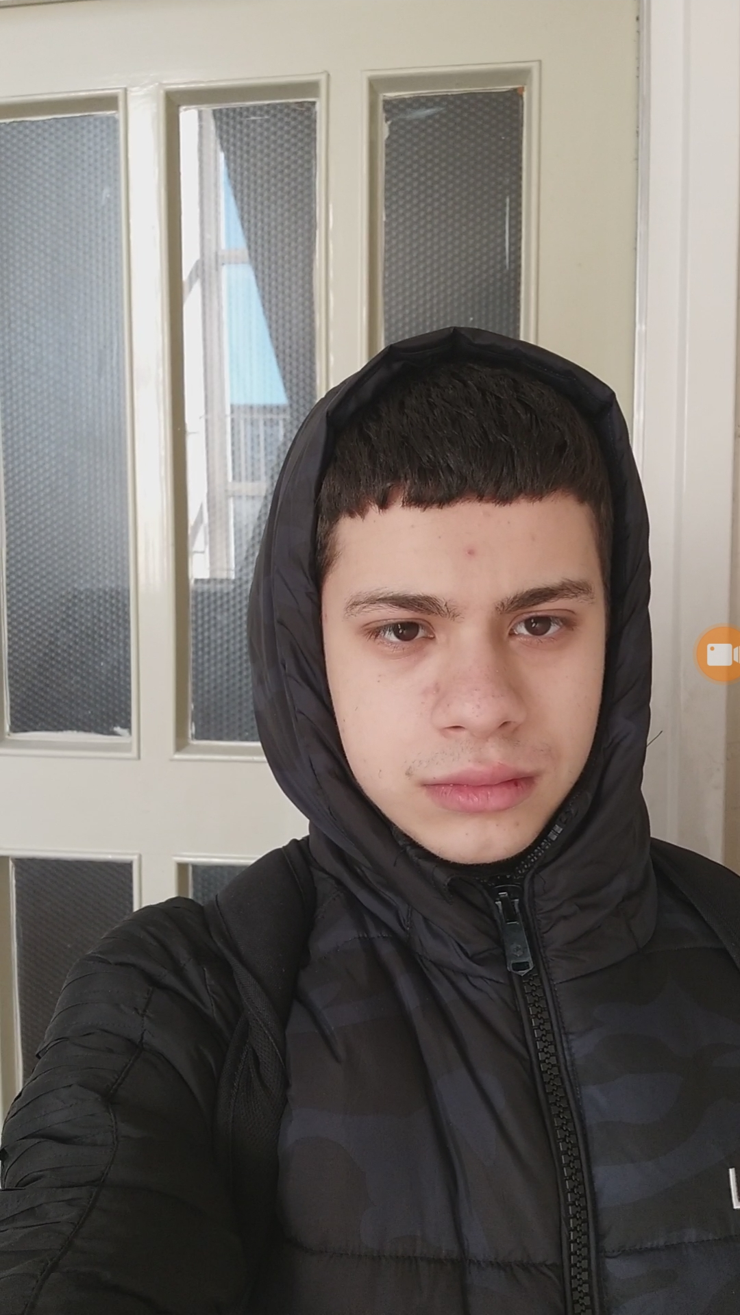1640282198205