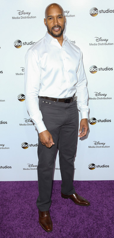 Henry simmons