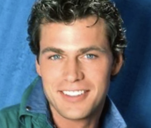 B06630D7 1000 4B69 B6AF F077CFAEF37B