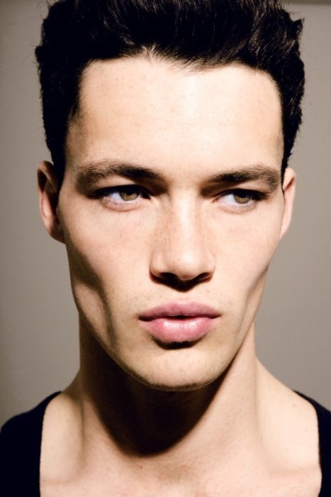 33E19F7C 89F0 4390 B029 0EC47D3745AB