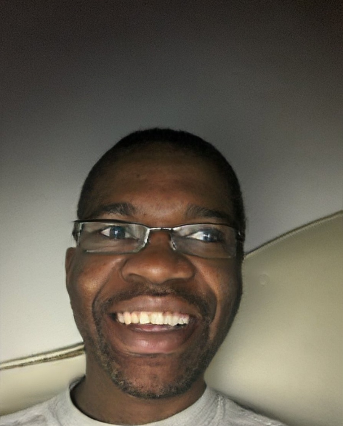 FaceApp 1640821280741