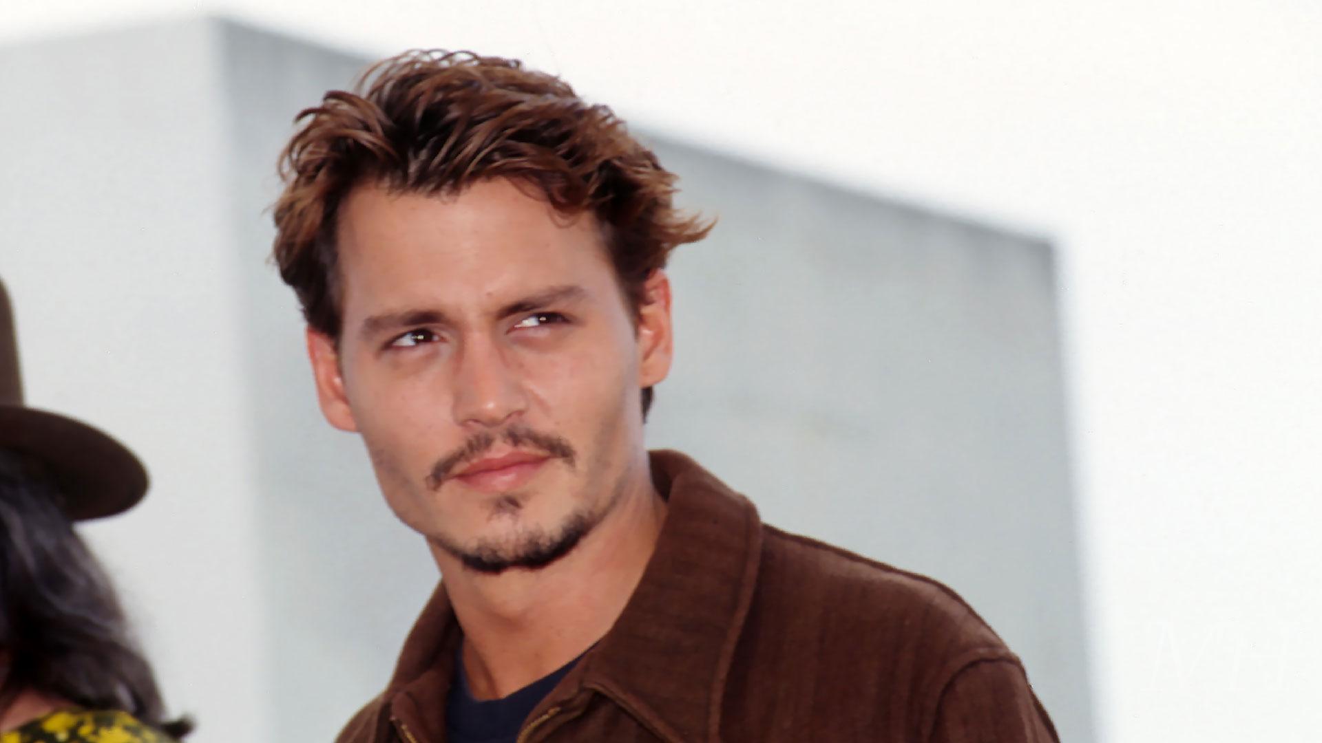 Johnny depp 1920 90s grown out taper hairstyle